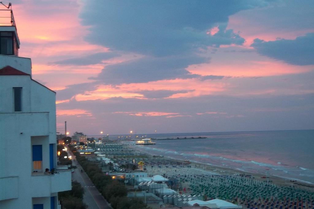 Hotel Italia Senigallia Bagian luar foto