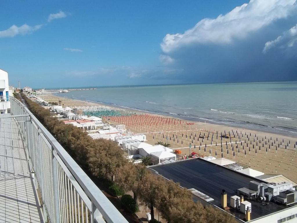 Hotel Italia Senigallia Bagian luar foto